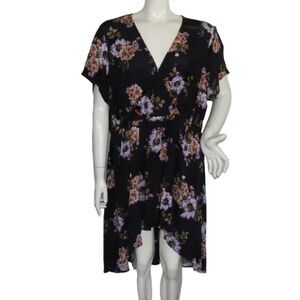 new TORRID Babydoll Tunic, 2/2X, Purple/Floral, Short sleeves, Hi-low hem